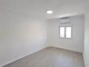 Habitación de Piso en venta en Madrid con Aire acondicionado