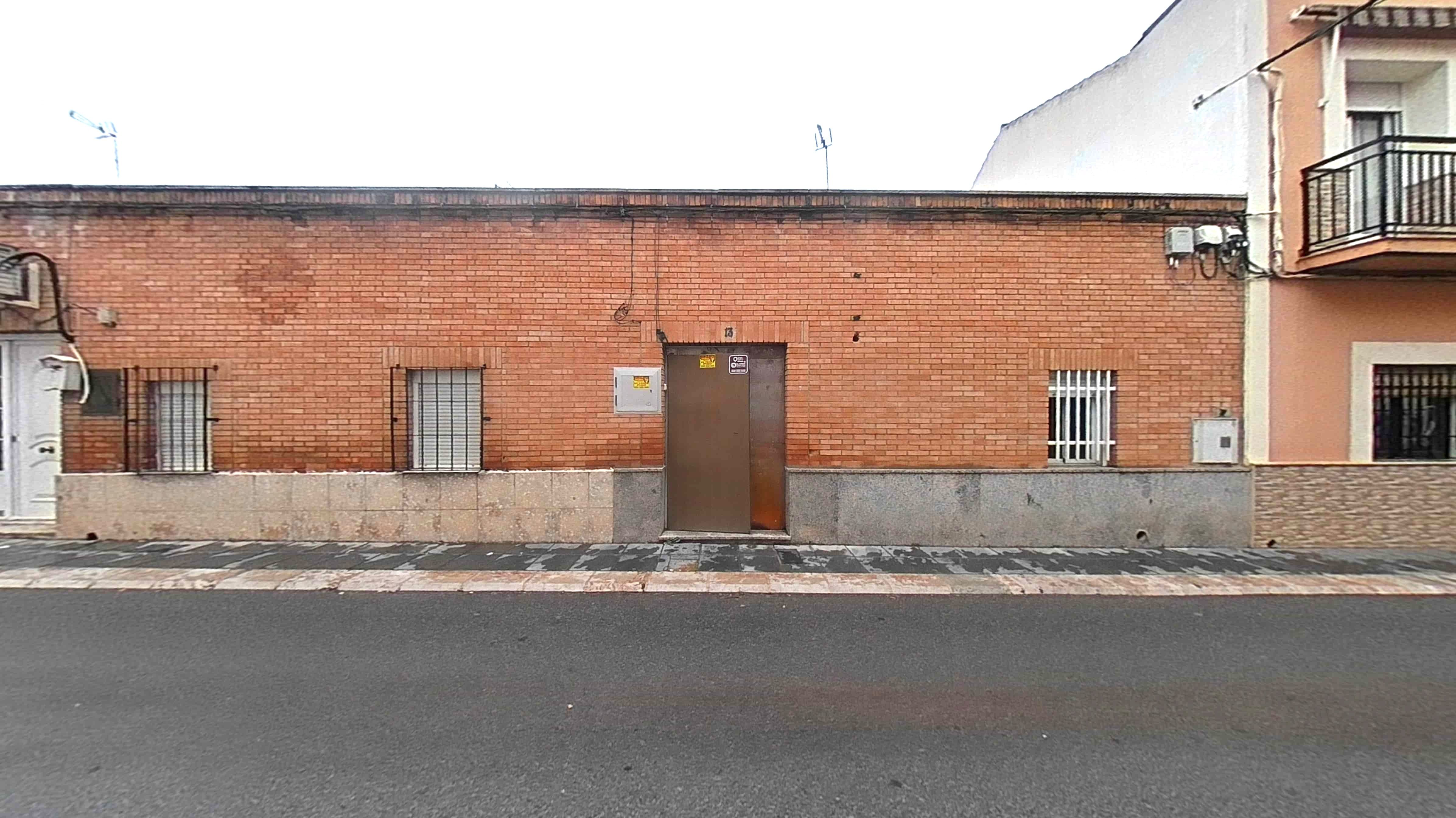 Exterior view of House or chalet for sale in Valdepeñas