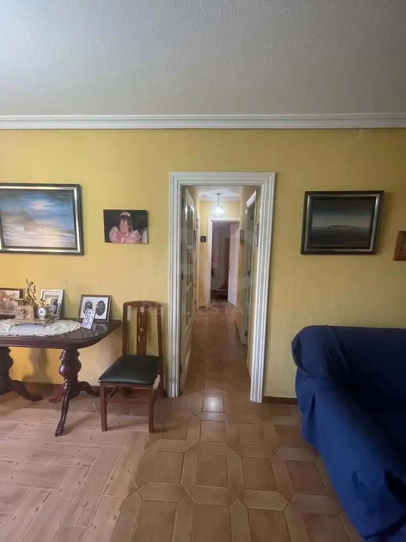 Piso en venta en  Sevilla Capital con Aire acondicionado y Terraza