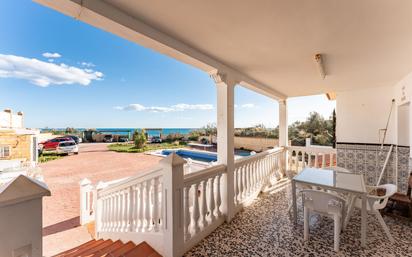 Terrassa de Casa o xalet en venda en Rincón de la Victoria amb Jardí privat, Terrassa i Piscina