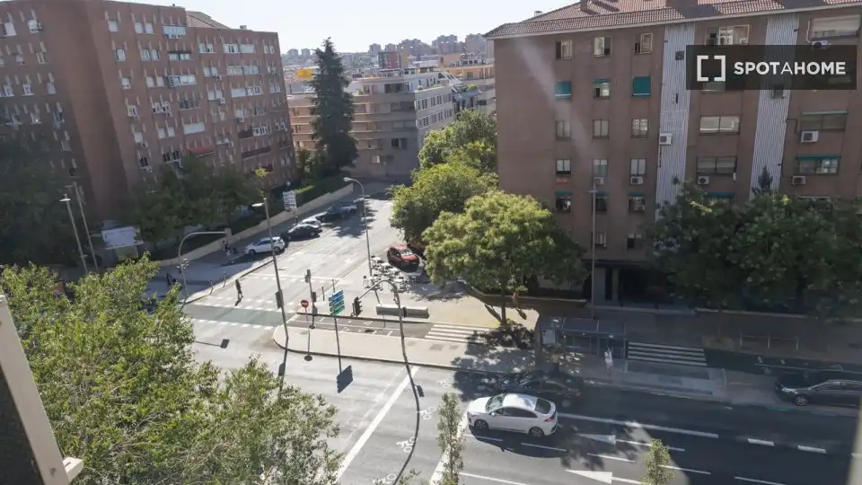 Exterior view of Flat for rent in Madrid  with Air Conditioner, Heating and Furnished