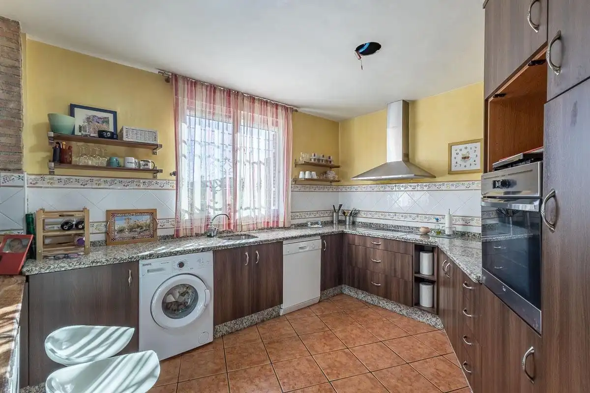 Villa con piscina in vendita a Residencial Triana - Barrio Alto, imagen 10
