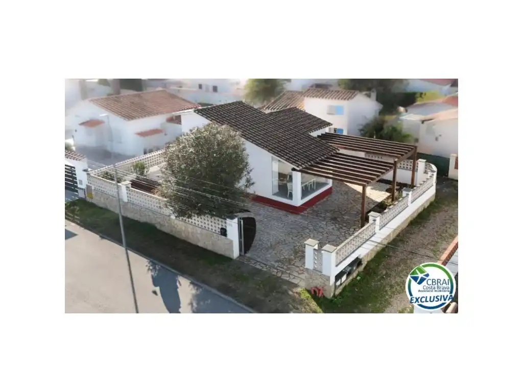 Casa in vendita a Carrer Carlit, imagen 2