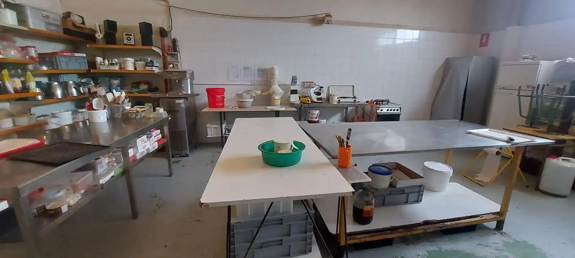 Cocina de Nave industrial de alquiler en El Perelló