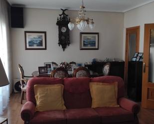 Living room of Flat for sale in  Albacete Capital  with Air Conditioner and Balcony