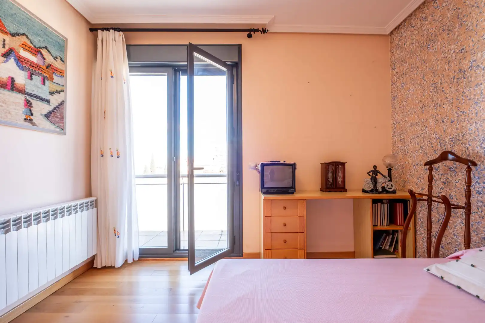 Bedroom of Houses for sale in Zaragoza  with Air Conditioner and Heating