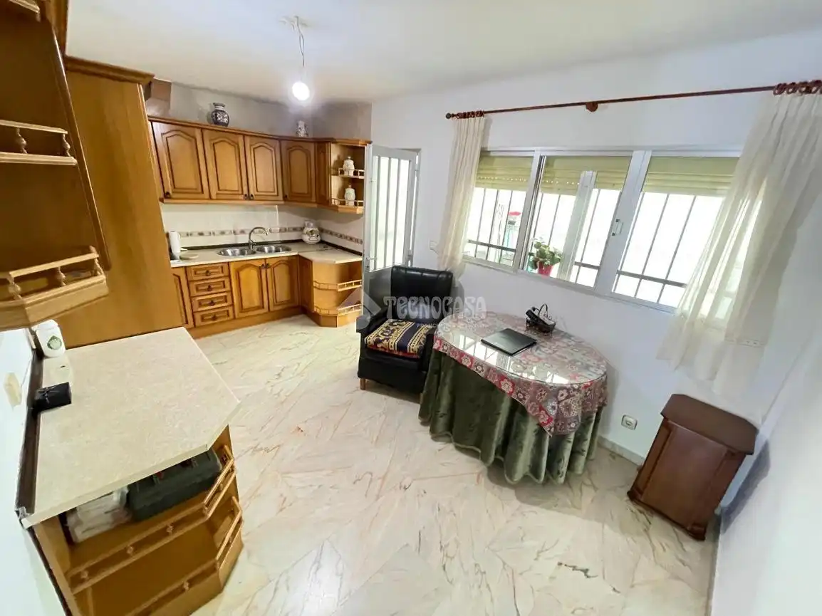 Cocina de Casa adosada en venta en Badajoz con Aire acondicionado