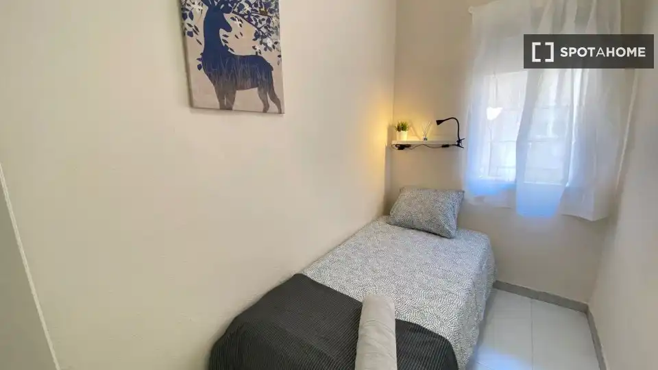Room in Canillejas