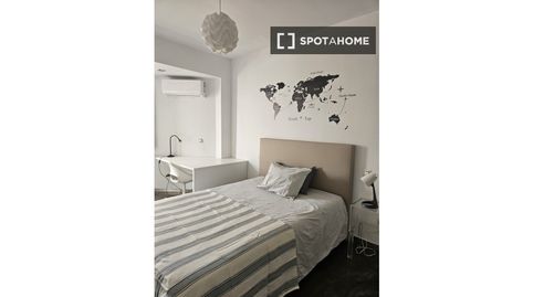 Foto 2 de Habitació a Marquès de Fontsanta, Palma de Mallorca