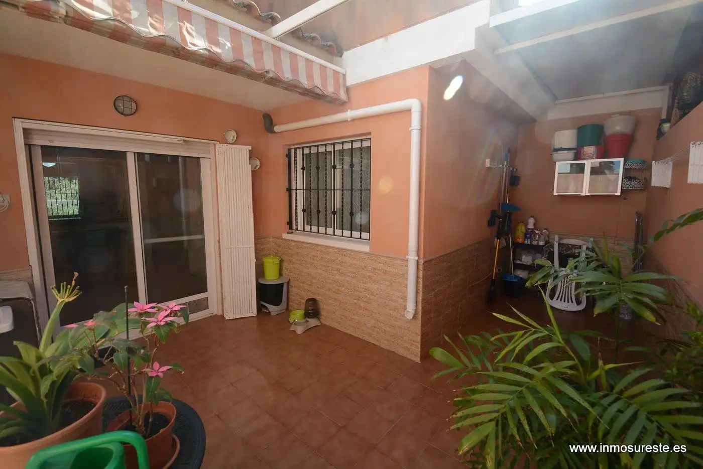 Casa adosada en venda en Orihuela amb Aire condicionat, Terrassa i Balcó