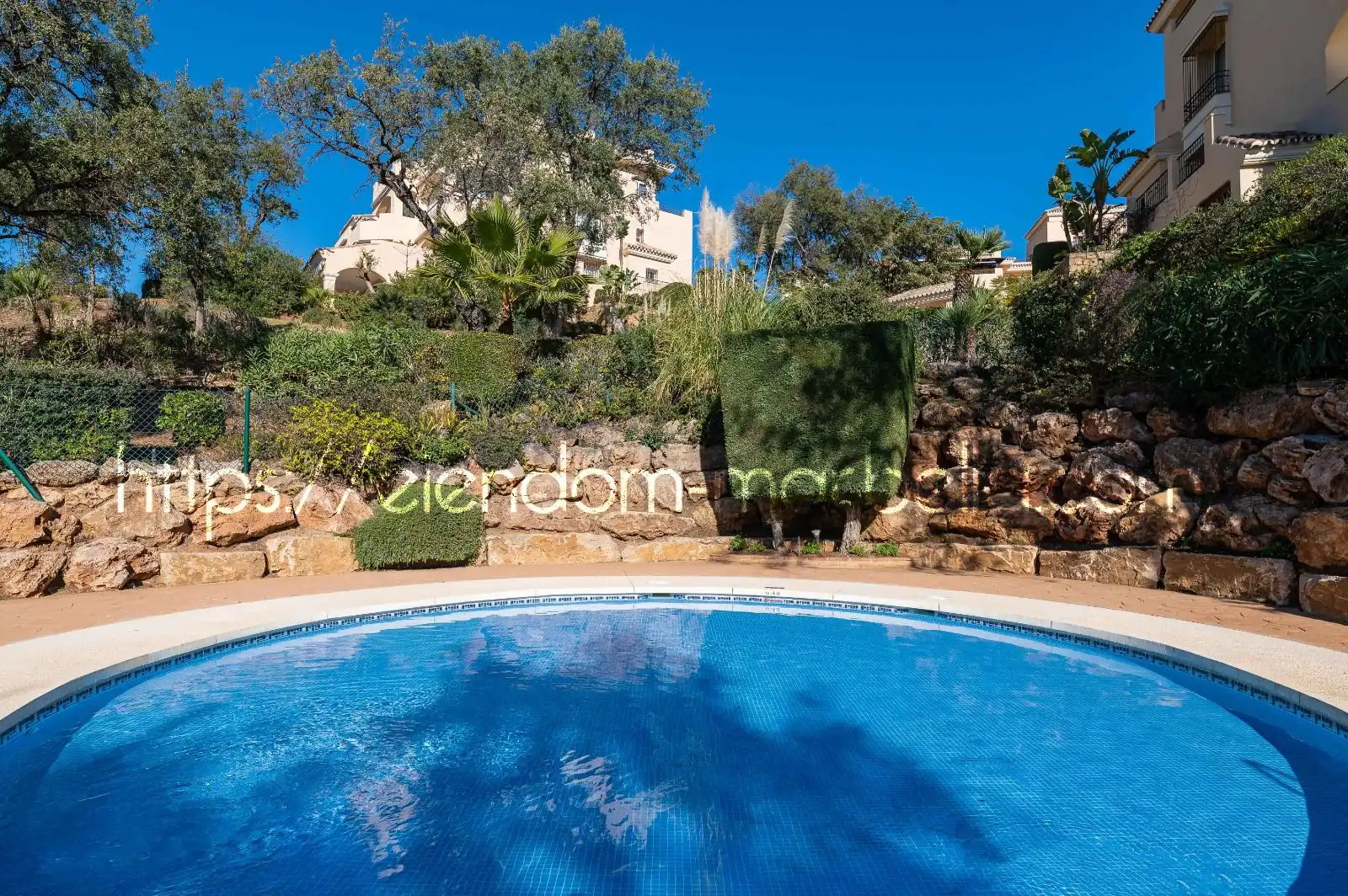 Jardín de Apartamento en venta en Marbella con Aire acondicionado, Terraza y Amueblado