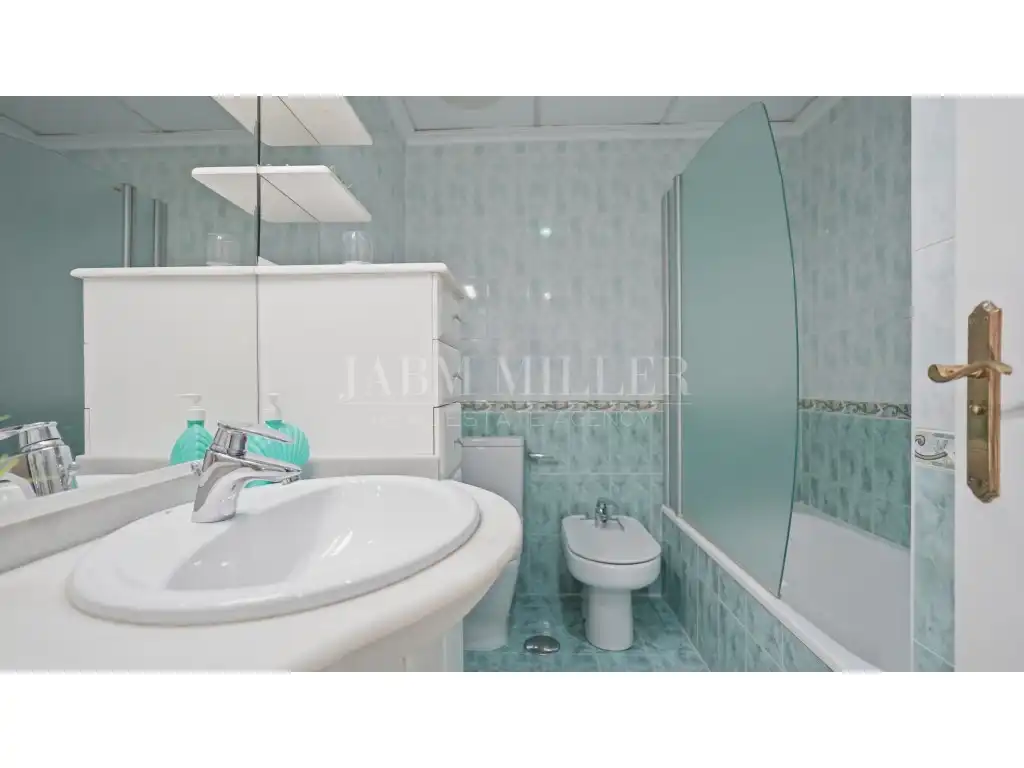 Baño de Casa o chalet en venta en Elche / Elx con Aire acondicionado, Calefacción y Jardín privado