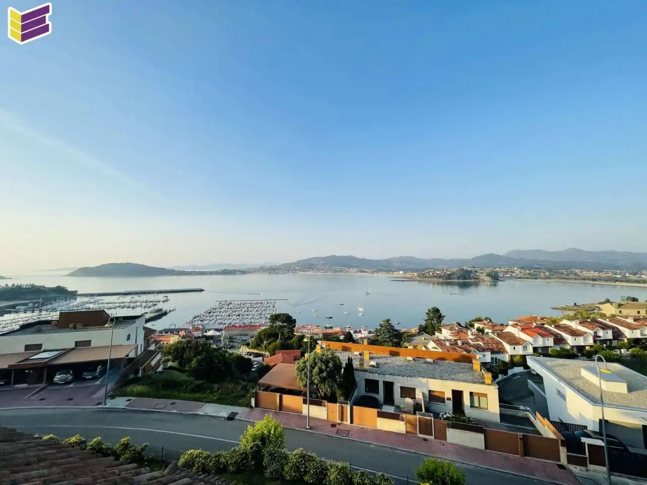 Vista exterior de Pis en venda en Baiona amb Terrassa, Traster i Balcó