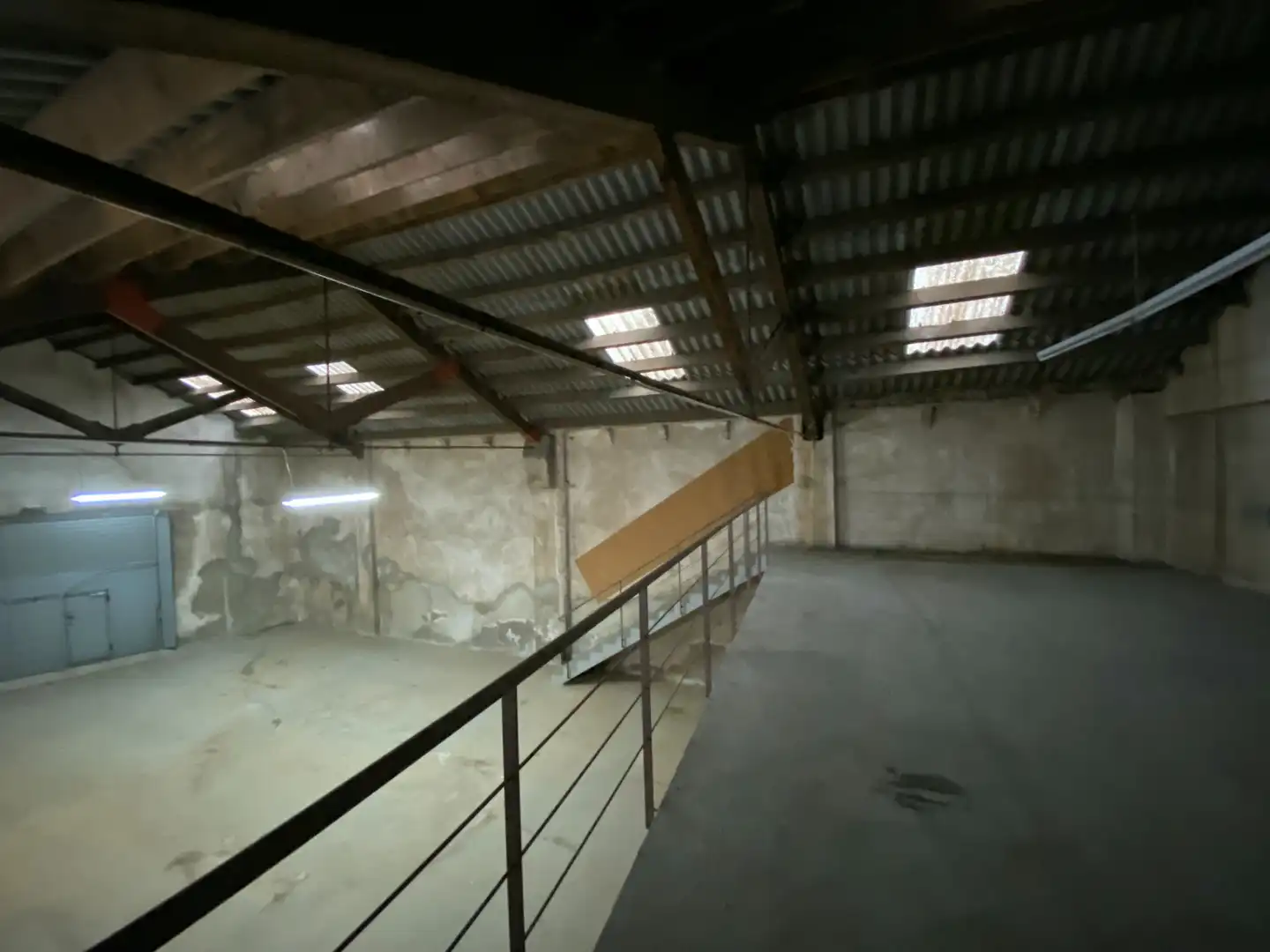 Nave industrial de alquiler en Sant Feliu de Guíxols