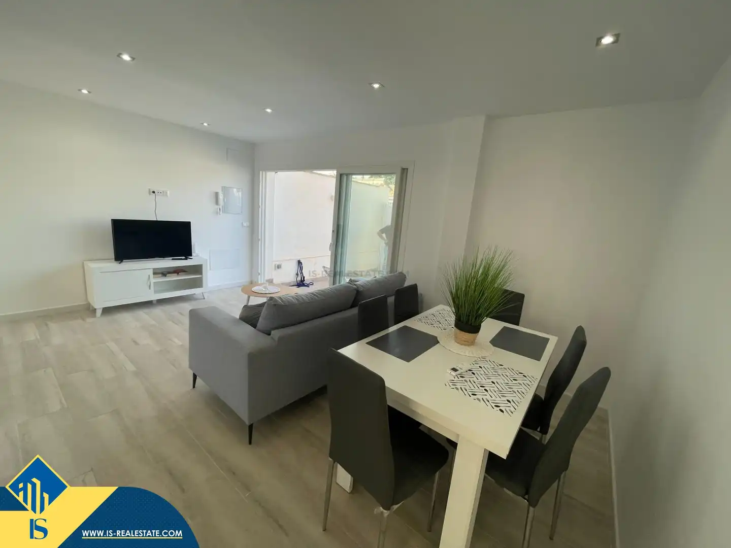 Bungalow with garden for sale in Orihuela Costa, imagen 5