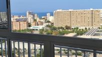 Vista exterior de Pis en venda en Alicante / Alacant amb Terrassa, Moblat i Piscina comunitària