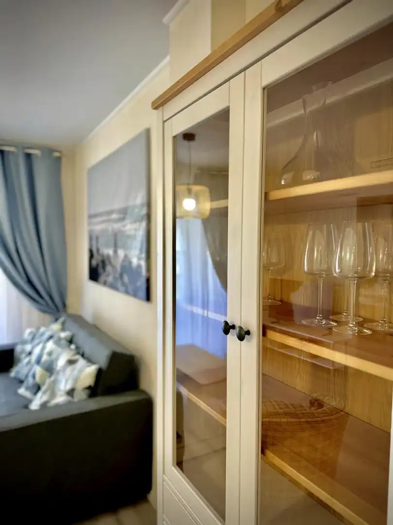 Apartment with terrace for sale in Puerto de la Duquesa, imagen 4