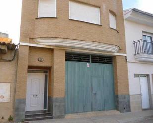 Vista exterior de Local en venda en Benifairó de la Valldigna amb Calefacció i Terrassa