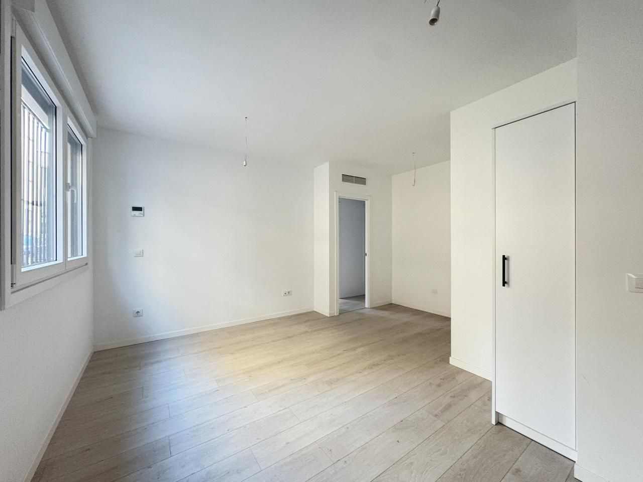 Planta baja de alquiler en  Madrid Capital con Aire acondicionado, Calefacción y Trastero