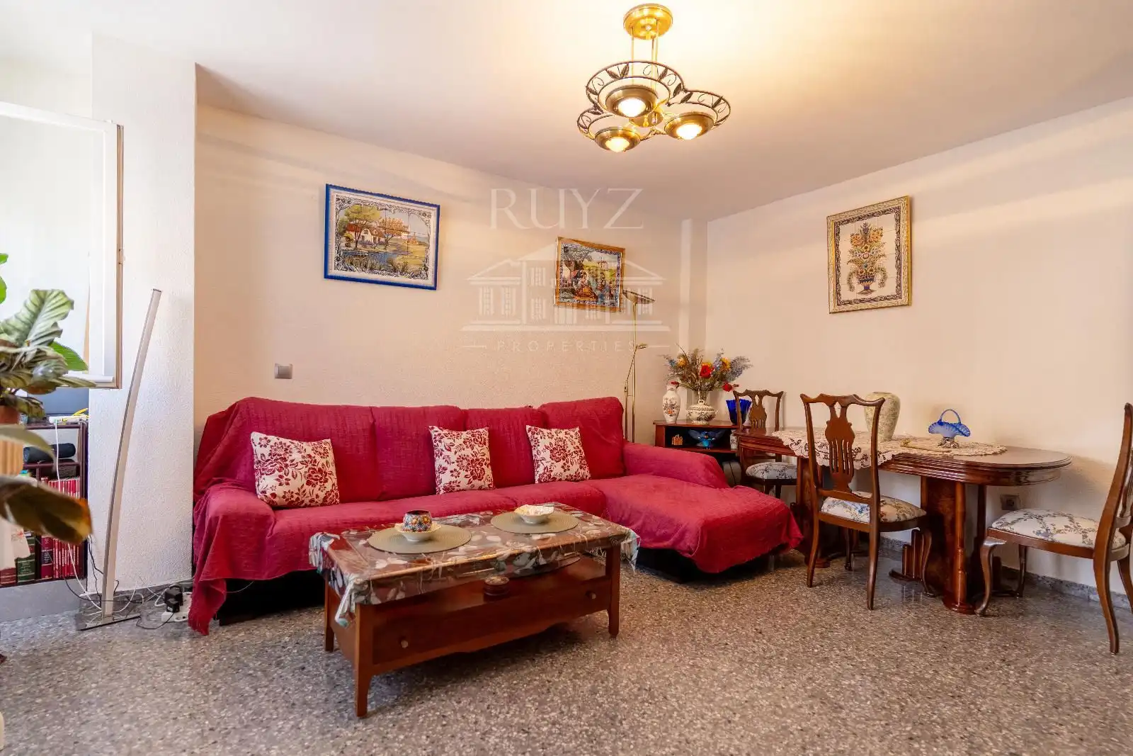Sala de estar de Piso en venta en Motril con Aire acondicionado, Calefacción y Trastero