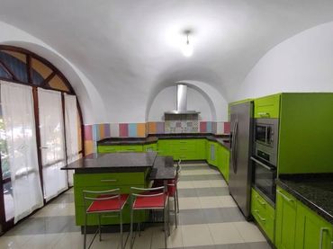Maison avec piscine à vendre à Avenida Campo Rosario 5