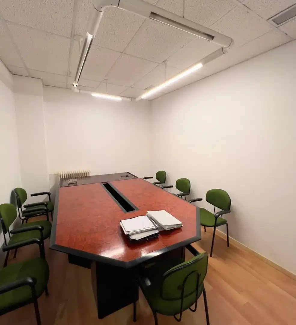 Oficina en venta en San Claudio - La Chantría