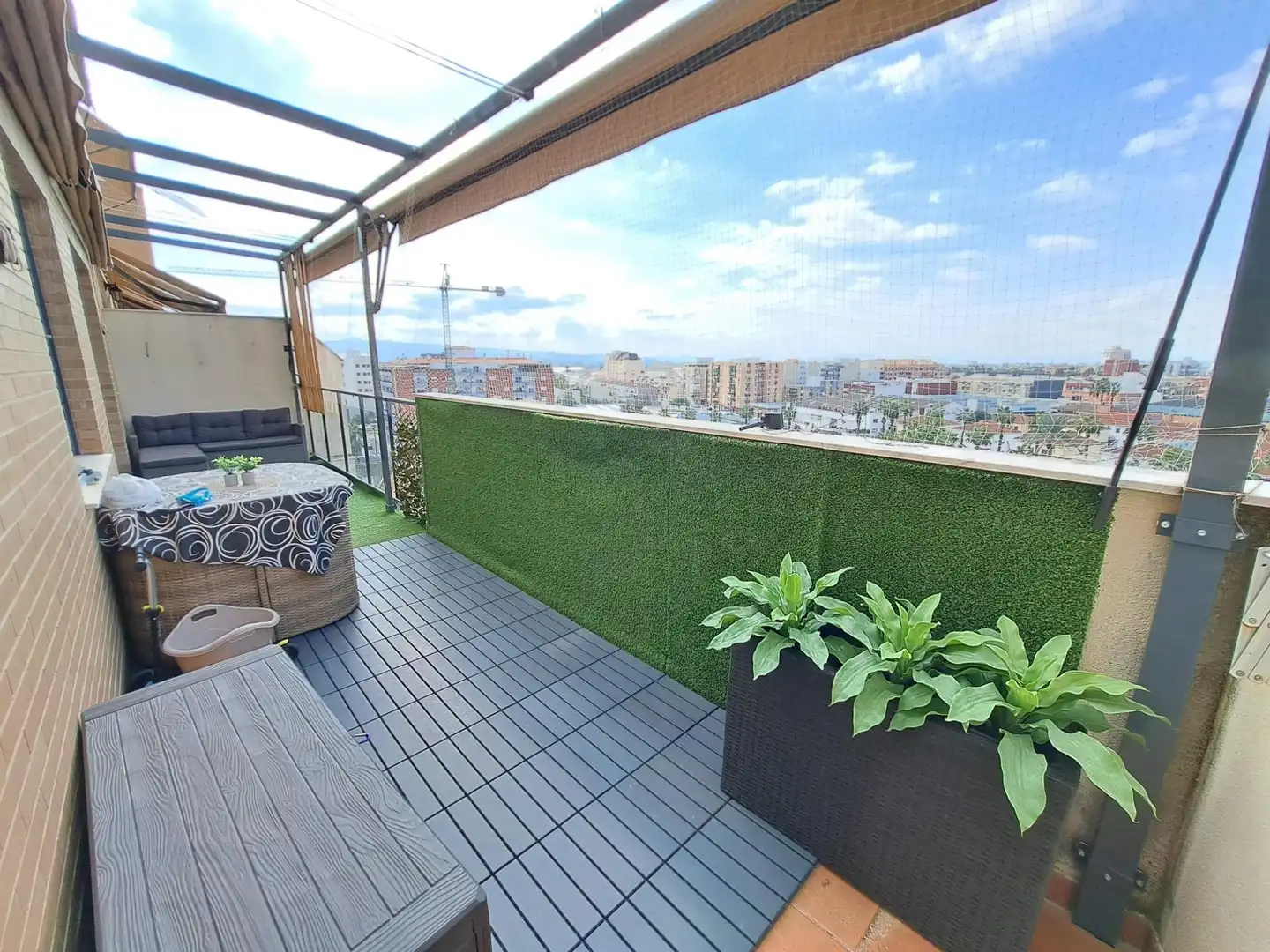 Terraza de Ático en venta en Casc Urbà