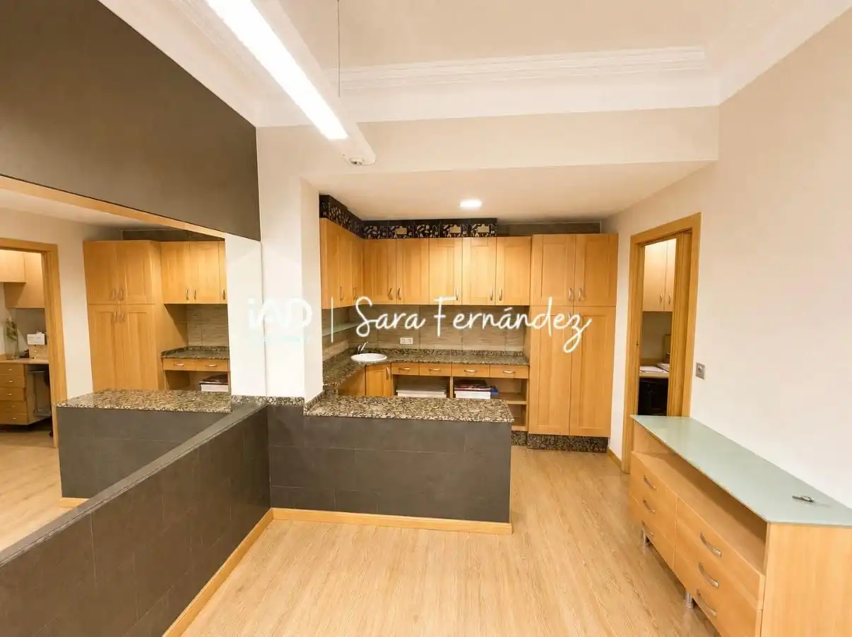 Local comercial en venda a Villamontán de la Valduerna, imagen 3