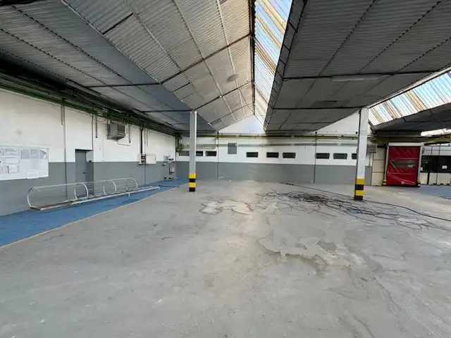 Nave industrial en venta en Carrer Besalú 4, imagen 9