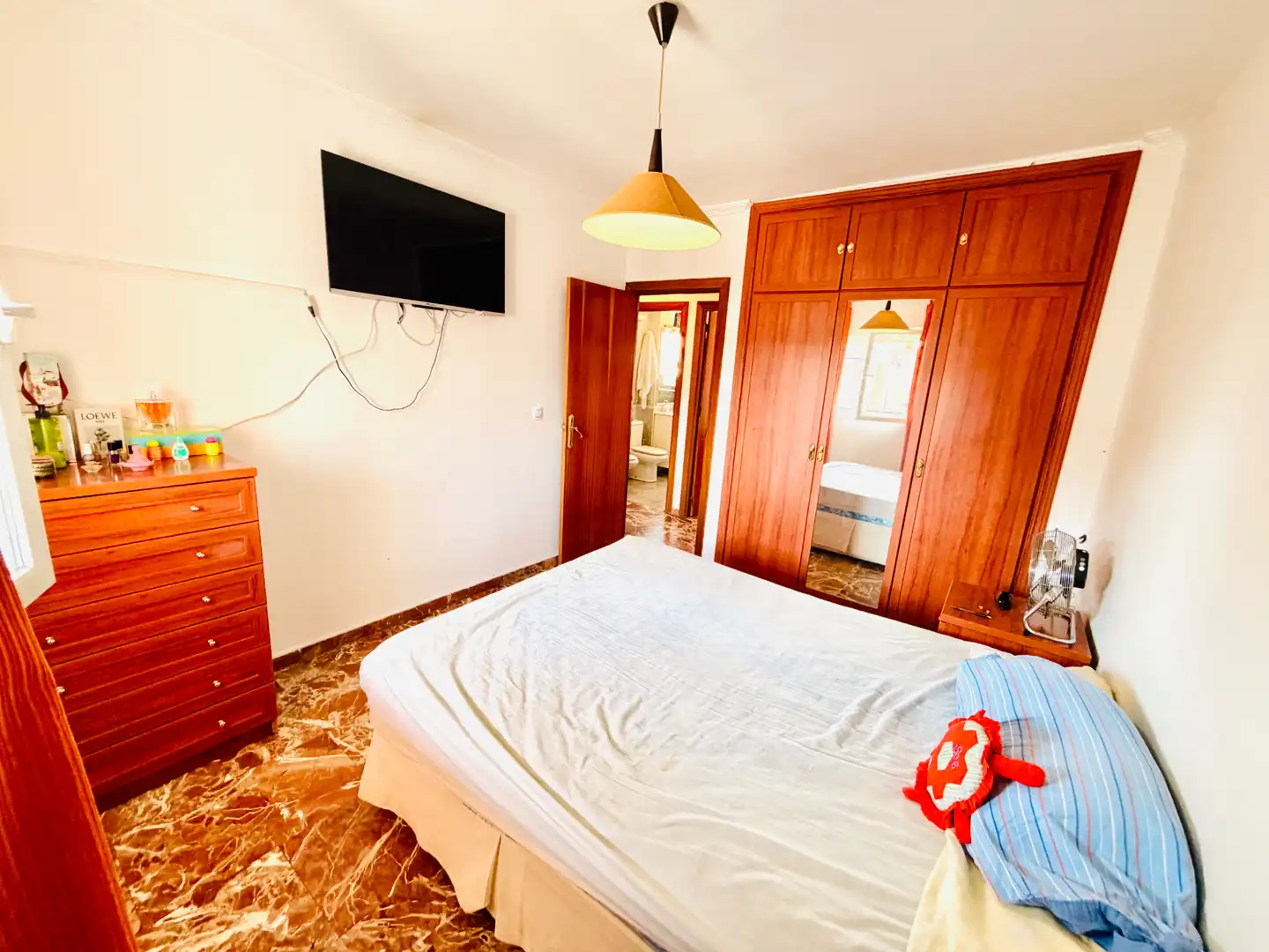 Bedroom of Flat for sale in Sevilla  with Air Conditioner and Terrace