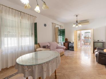 Casa amb piscina en venda a Camino Viejo del Fargue 38