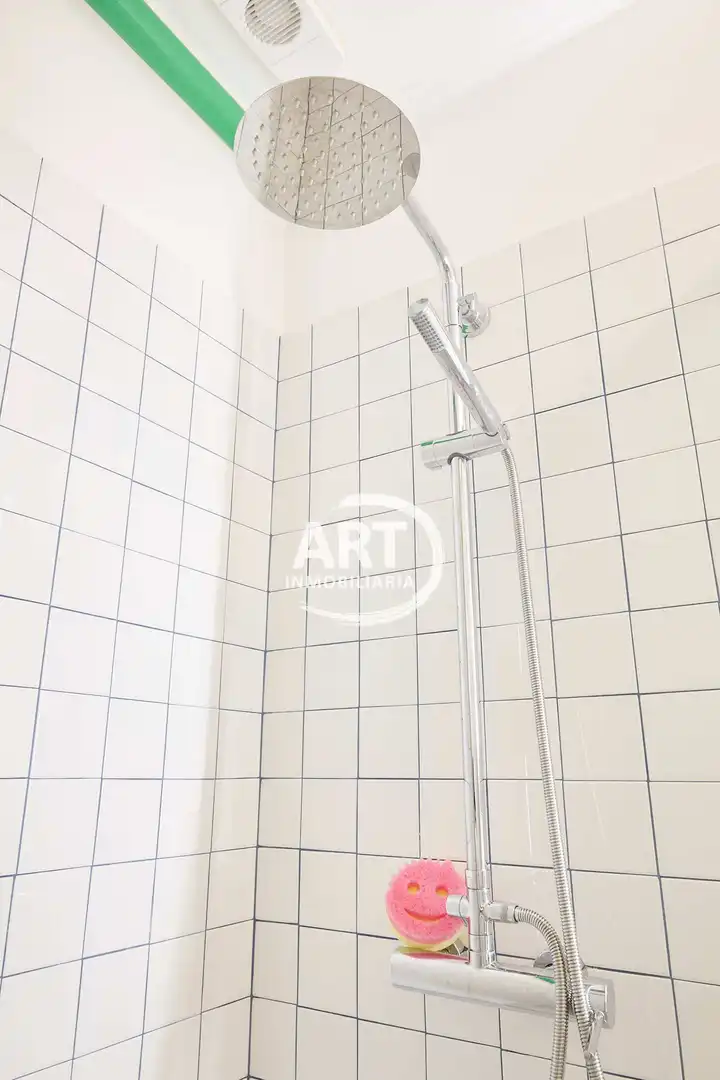 Baño de Local en venta en Valencia