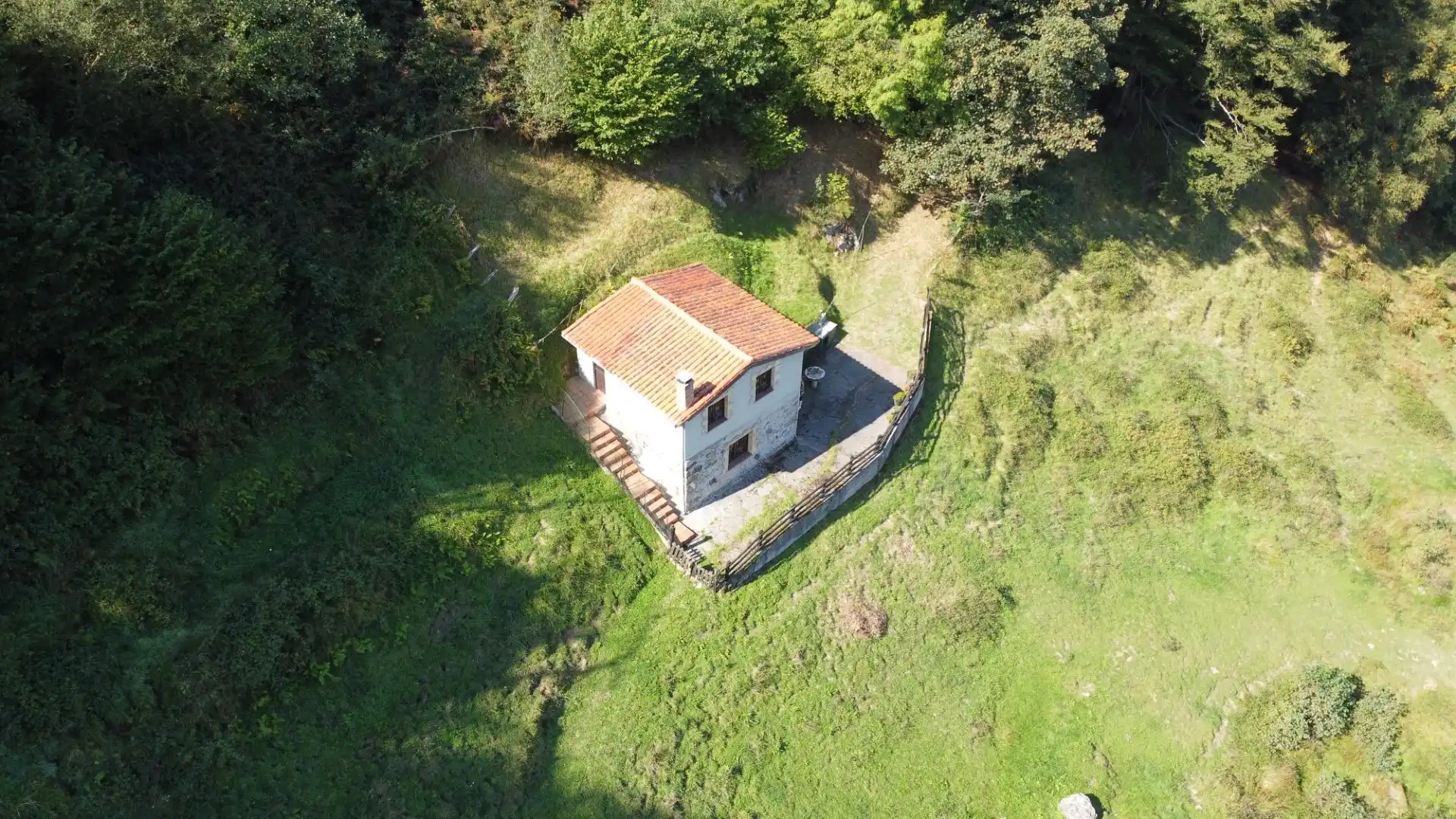 Houses for sale in Bimenes  with Heating, Private garden and Terrace