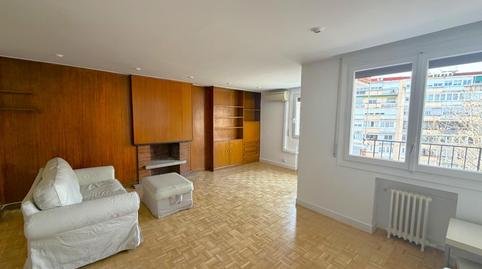 Foto 5 von Wohnungen zur Miete in Calle Agustin de Foxa, Castilla,  Madrid Capital