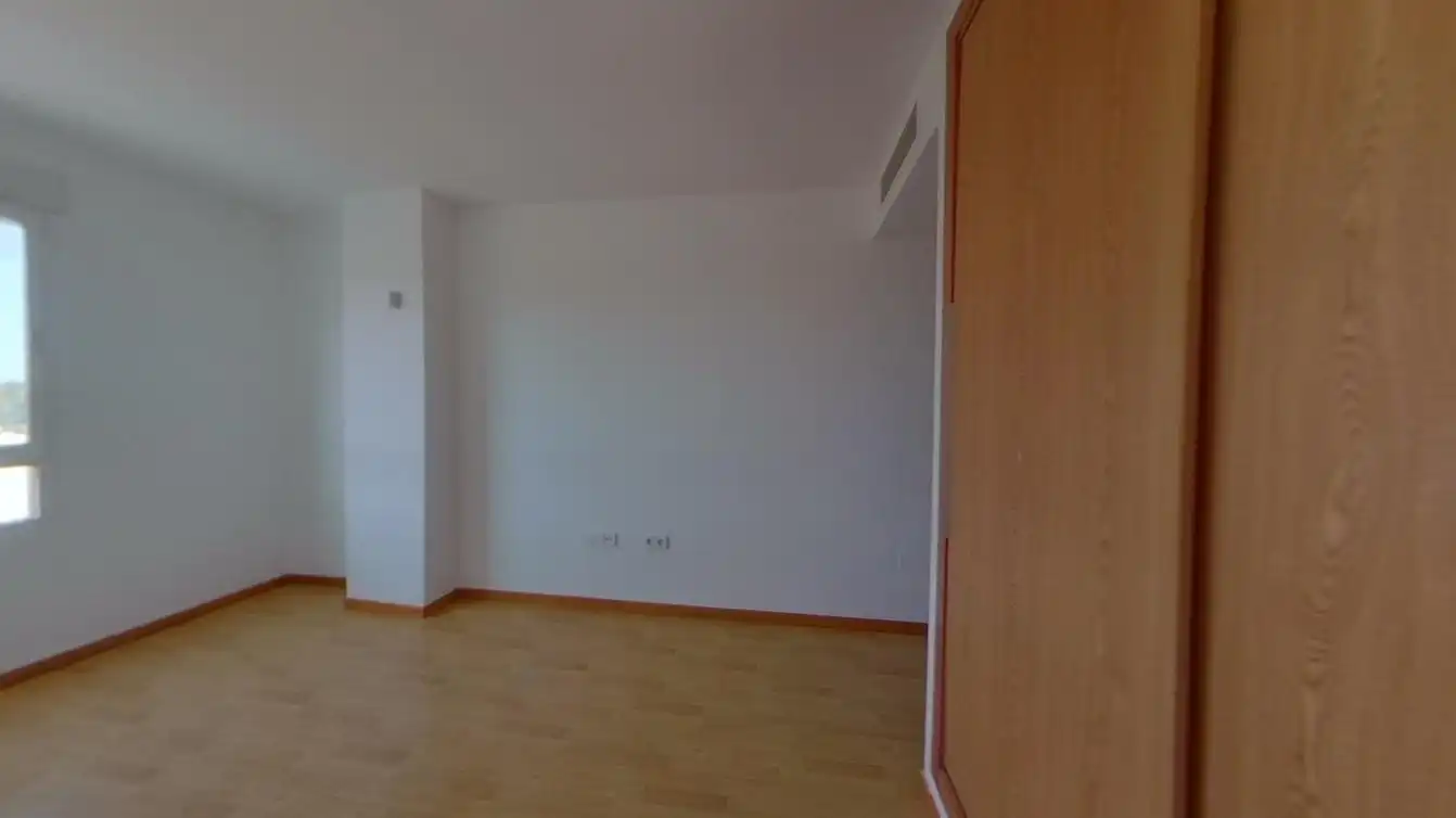 Habitación de Dúplex en venta en Murcia con Terraza y Balcón