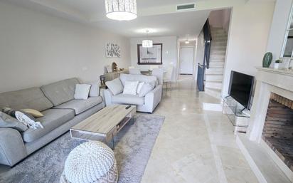 Living room of Single-family semi-detached for sale in Marbella  with Air Conditioner, Heating and Terrace