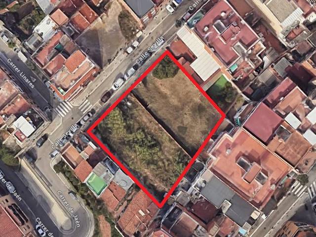 Terreno residencial en Venta en Carrer de Sevilla, 16 en Lloreda
