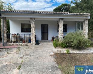 Vista exterior de Casa o xalet en venda en Traspinedo amb Calefacció, Jardí privat i Terrassa