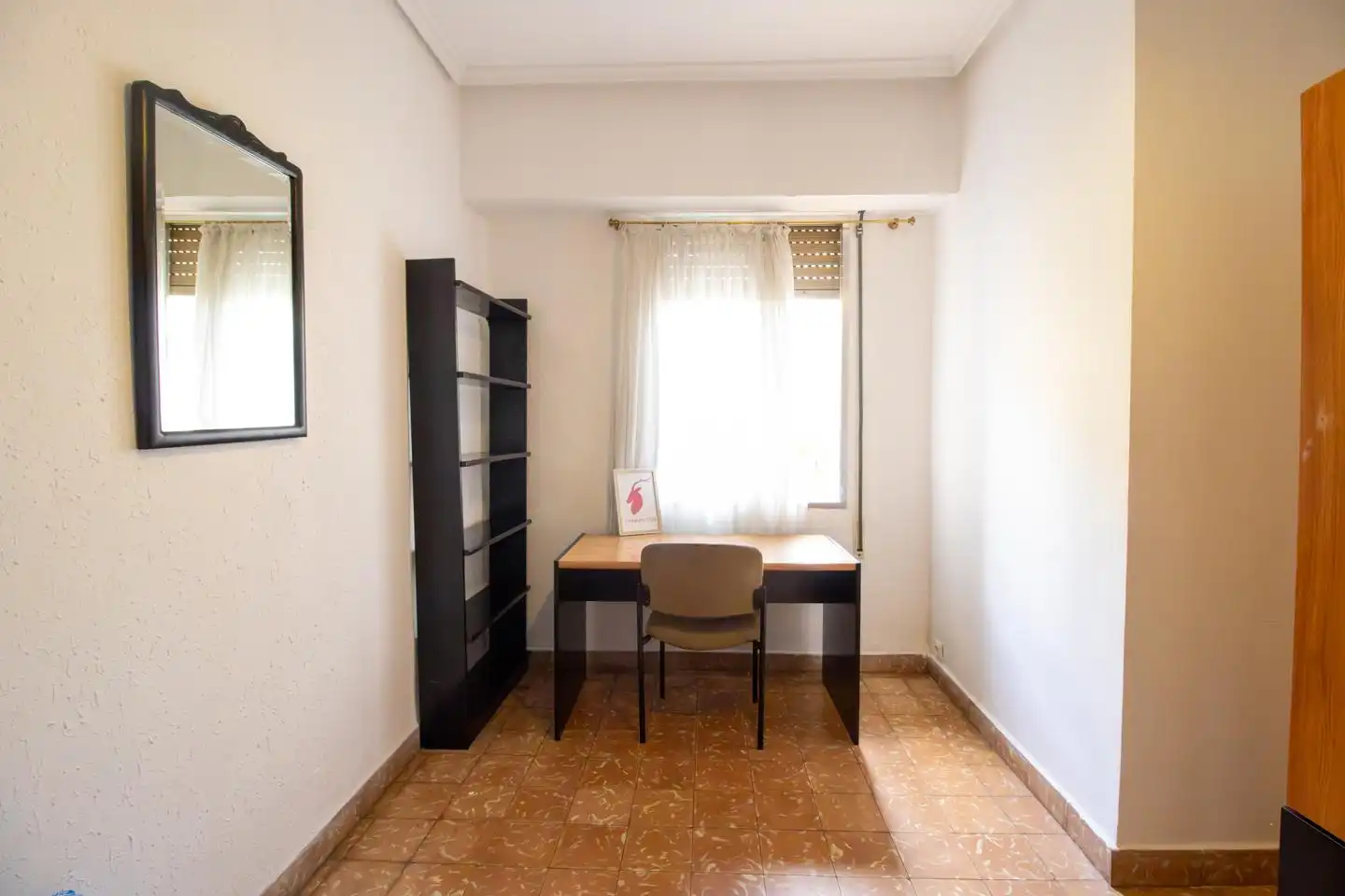 Schlafzimmer von Wohnung zur Miete in Valencia mit Möbliert