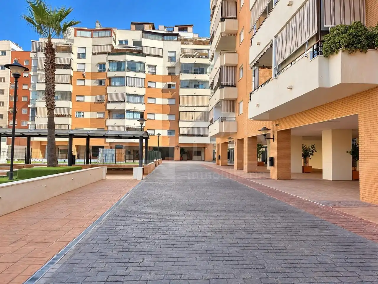 Vista exterior de Piso en venta en Carretera de Cádiz