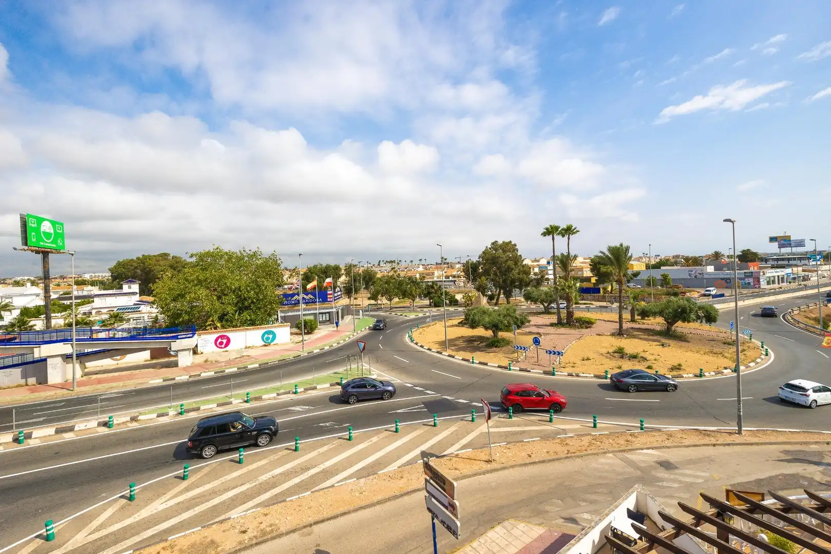 Vista exterior de Piso en venta en Orihuela con Aire acondicionado, Amueblado y Piscina comunitaria