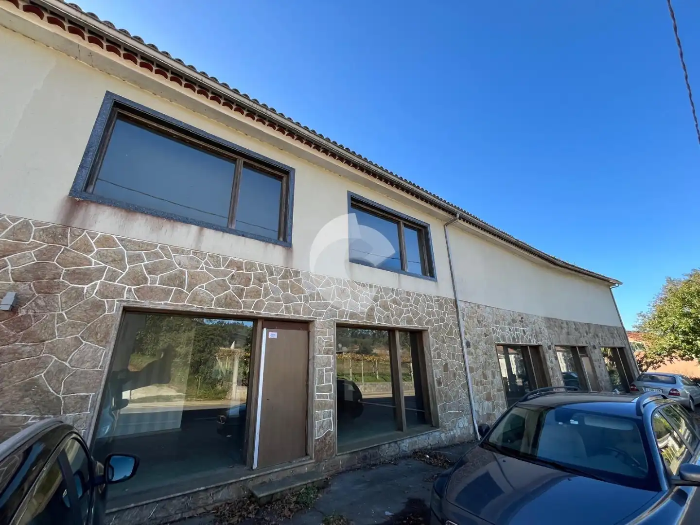 Commercial properties for sale in EIREXE, 22, Boqueixón