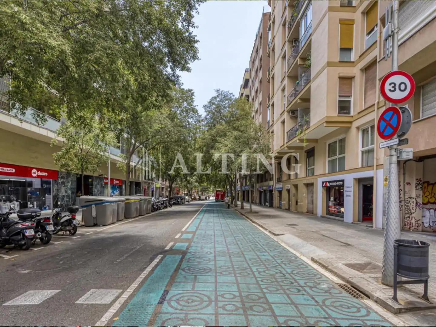 Außenansicht von Büro zum Verkauf in Barcelona