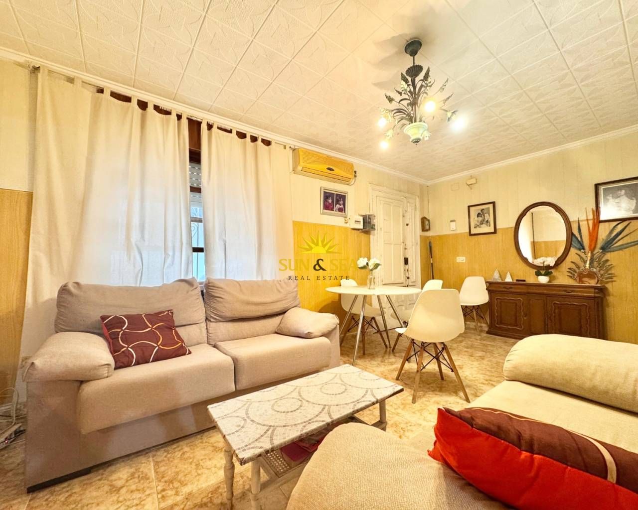 Exterior view of House or chalet for sale in Torrevieja  with Terrace, Furnished and TV