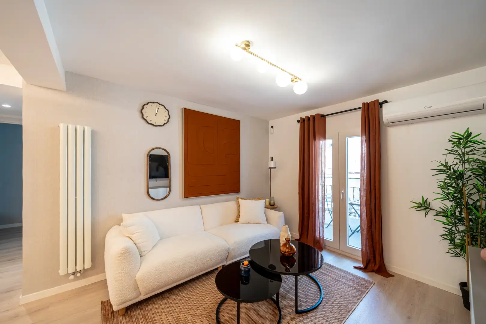 Flat with terrace for sale in Calle de Puentedeume, imagen 5