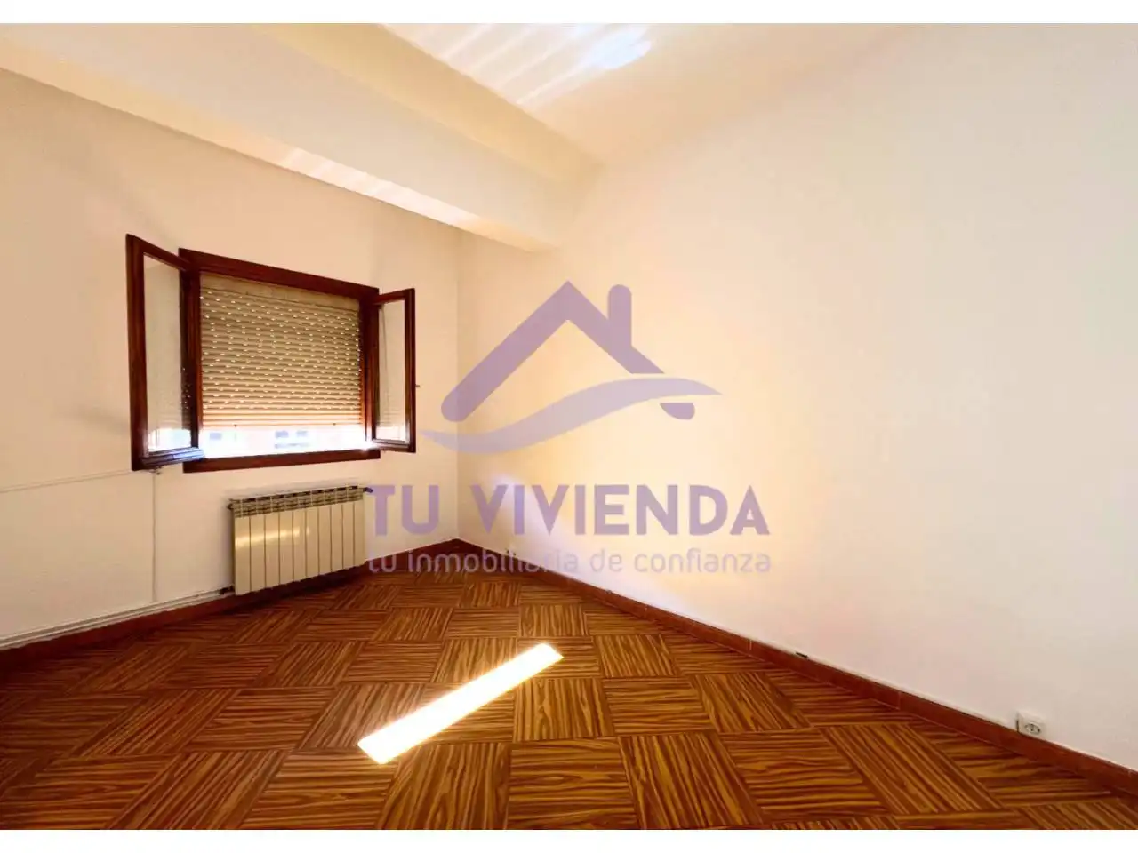 Sala d'estar de Pis en venda en Valladolid amb Calefacció, Terrassa i Balcó