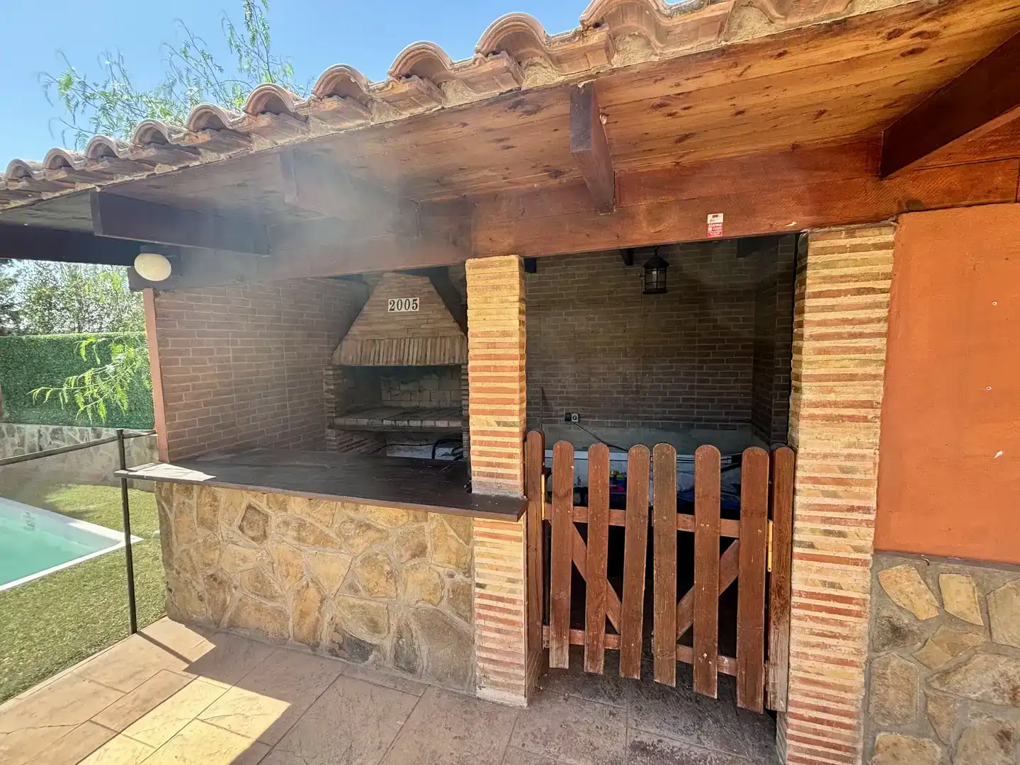 Houses for sale in Moncada  with Air Conditioner, Swimming Pool and Balcony