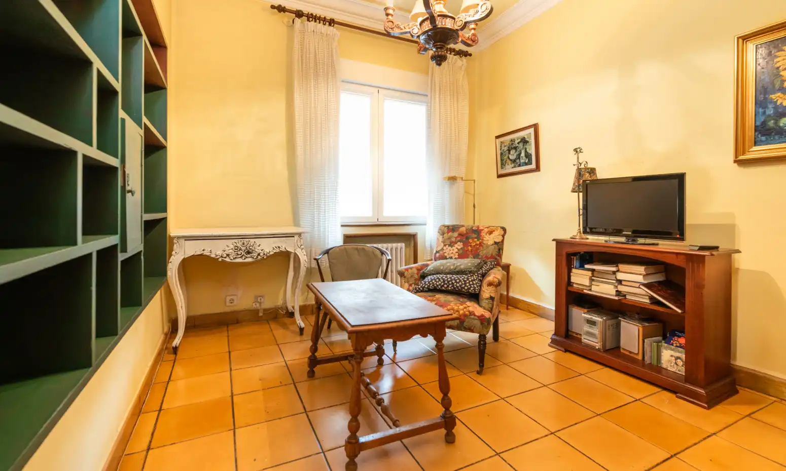 Sala d'estar de Pis en venda en Mieres (Asturias) amb Calefacció