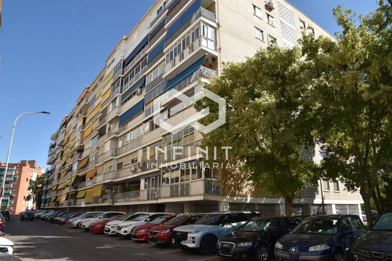 Vista exterior de Pis en venda en Alcalá de Henares amb Aire condicionat, Calefacció i Terrassa