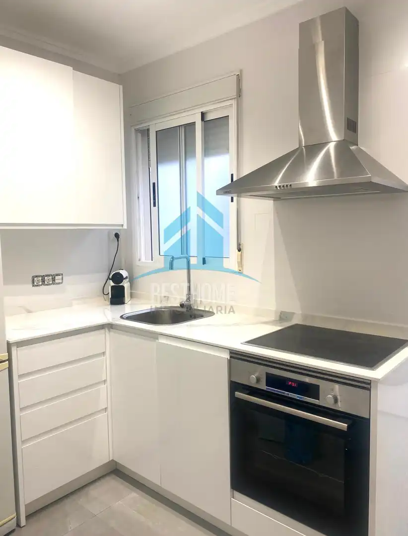 Cocina de Apartamento de alquiler en Cullera con Aire acondicionado, Calefacción y Terraza
